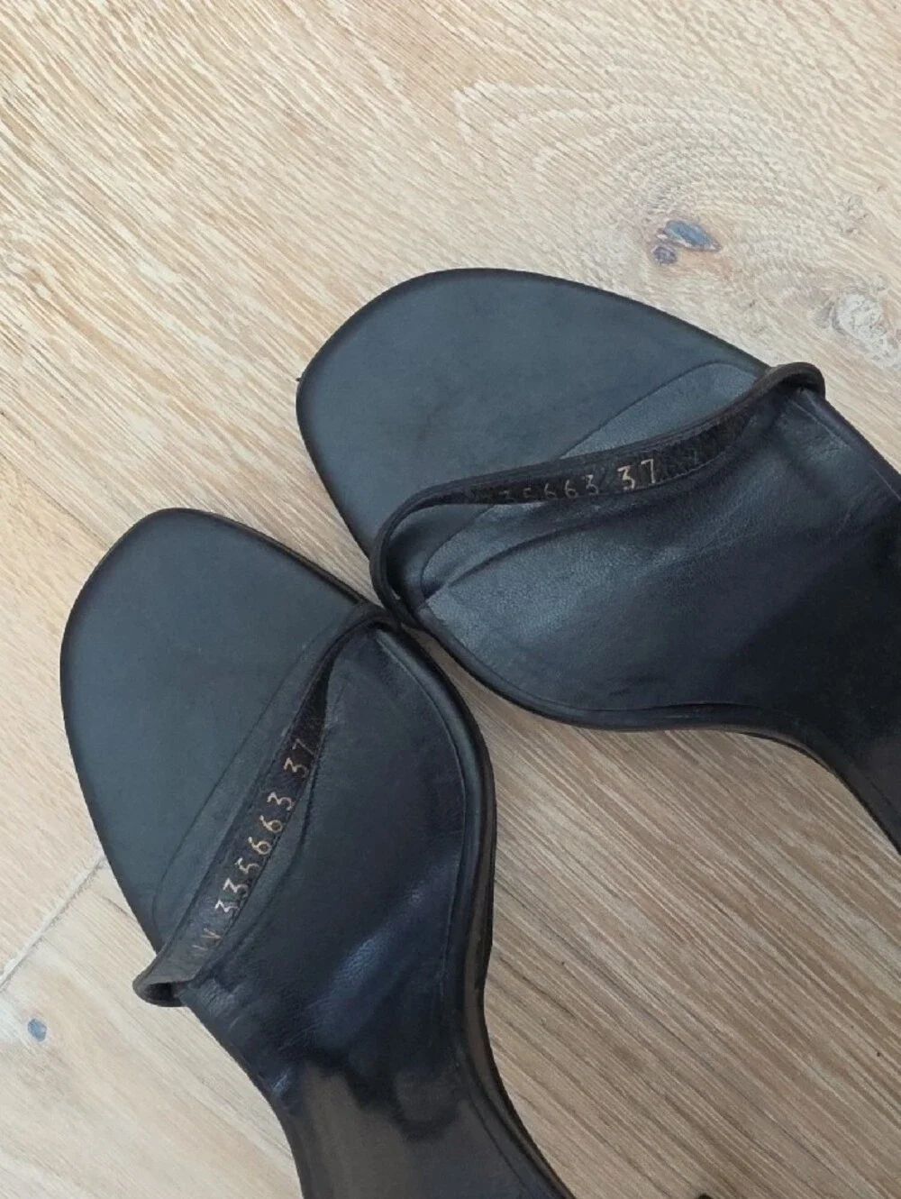 Saint Laurent 'Jane' Stiletto Sandals - Picture 11 of 11